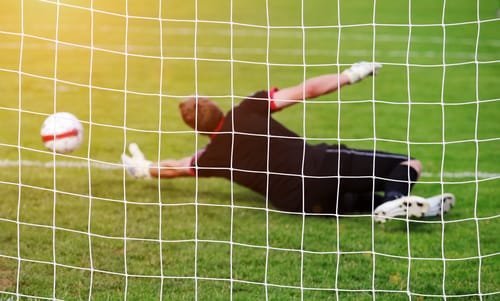 Is the first goal in soccer of crucial significance for the final outcome?
